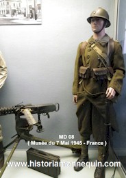 Historia Mannequin-Mannequins r&eacute;alistes et Mains pour Mus&eacute;es et Collectionneurs d'uniformes,costumes,coiffures,casques,casquettes en Militaria et autres, au meilleur prix